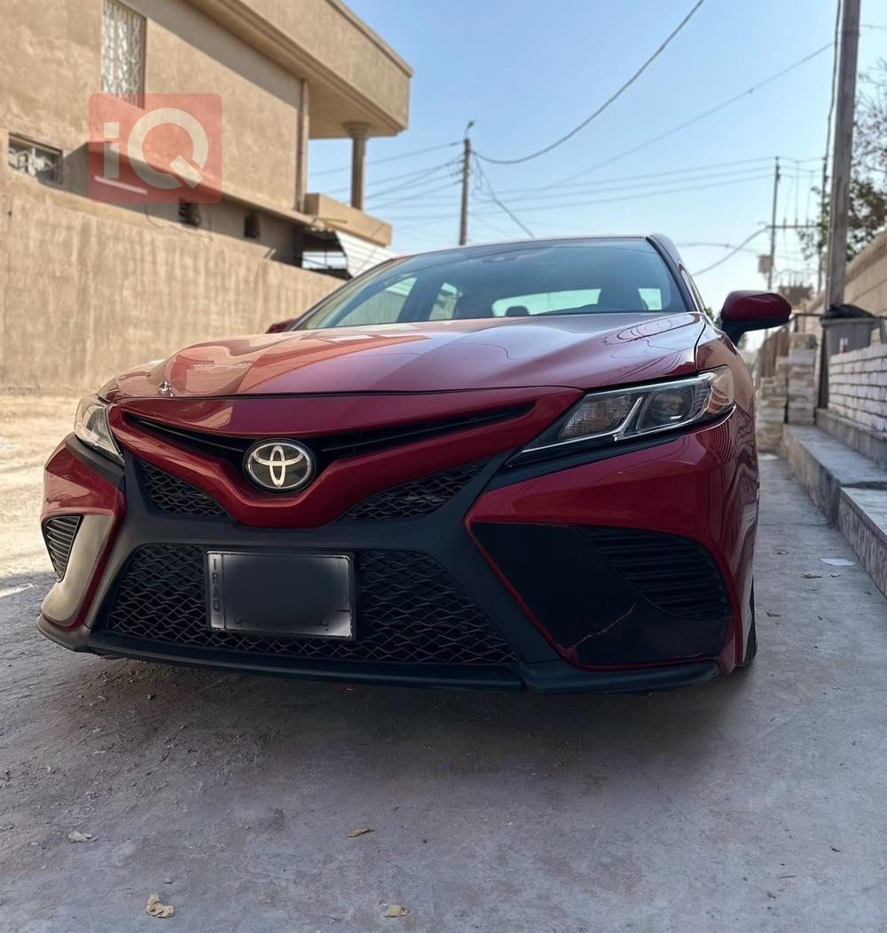 تۆیۆتا کامری